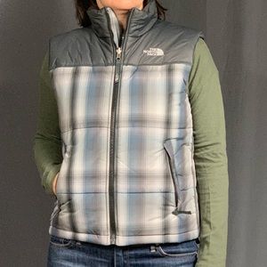 The North Face vest boys size M/ women’s size XS